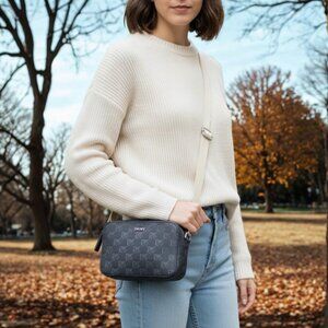 DKNY Tutu DZ Camera Bag Navy Logo Crossbody NWT $148 MSRP